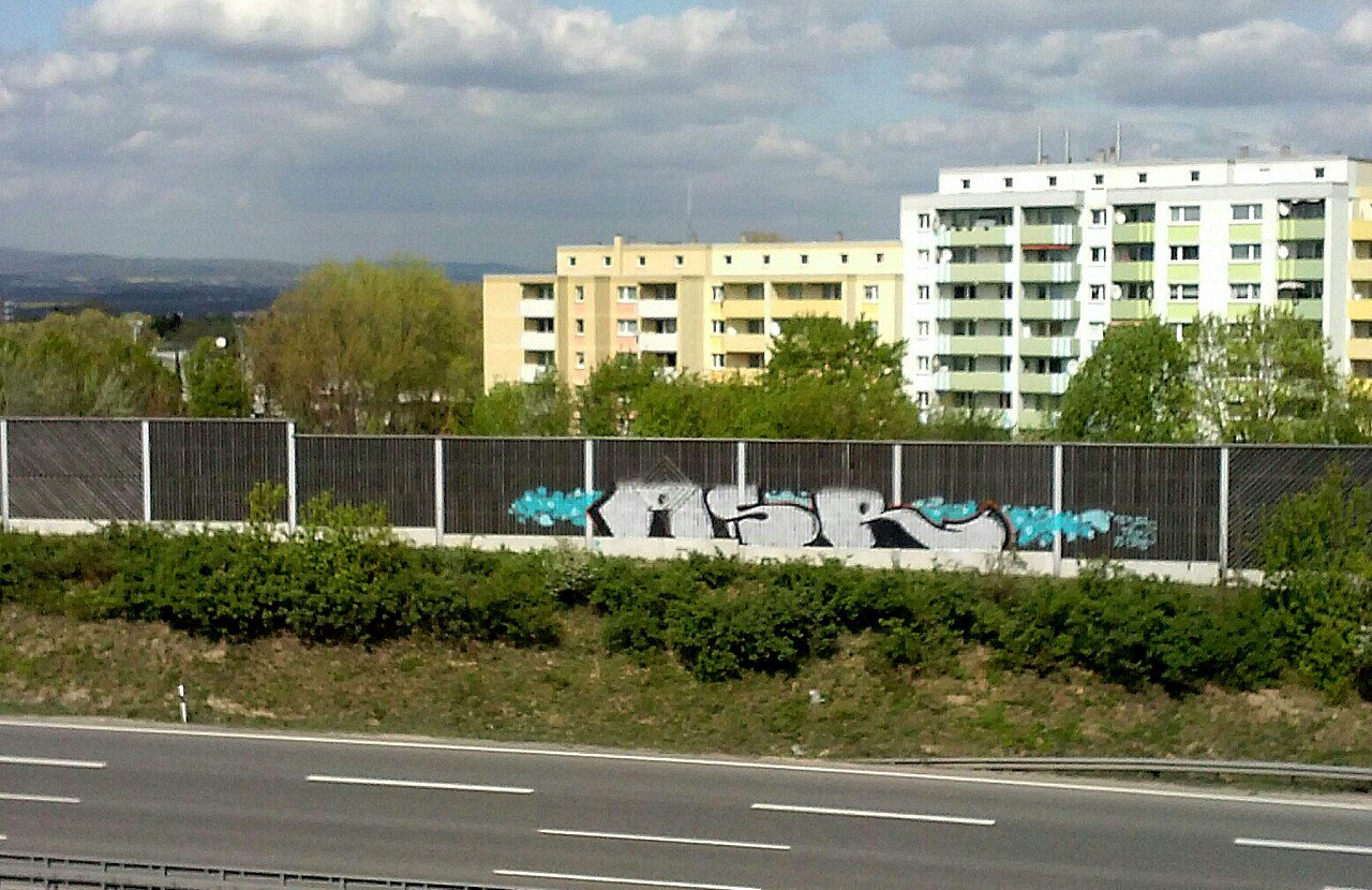 Graffiti Bombing - Photo by HavanaClub - ASR, Spur, Teik (2014)