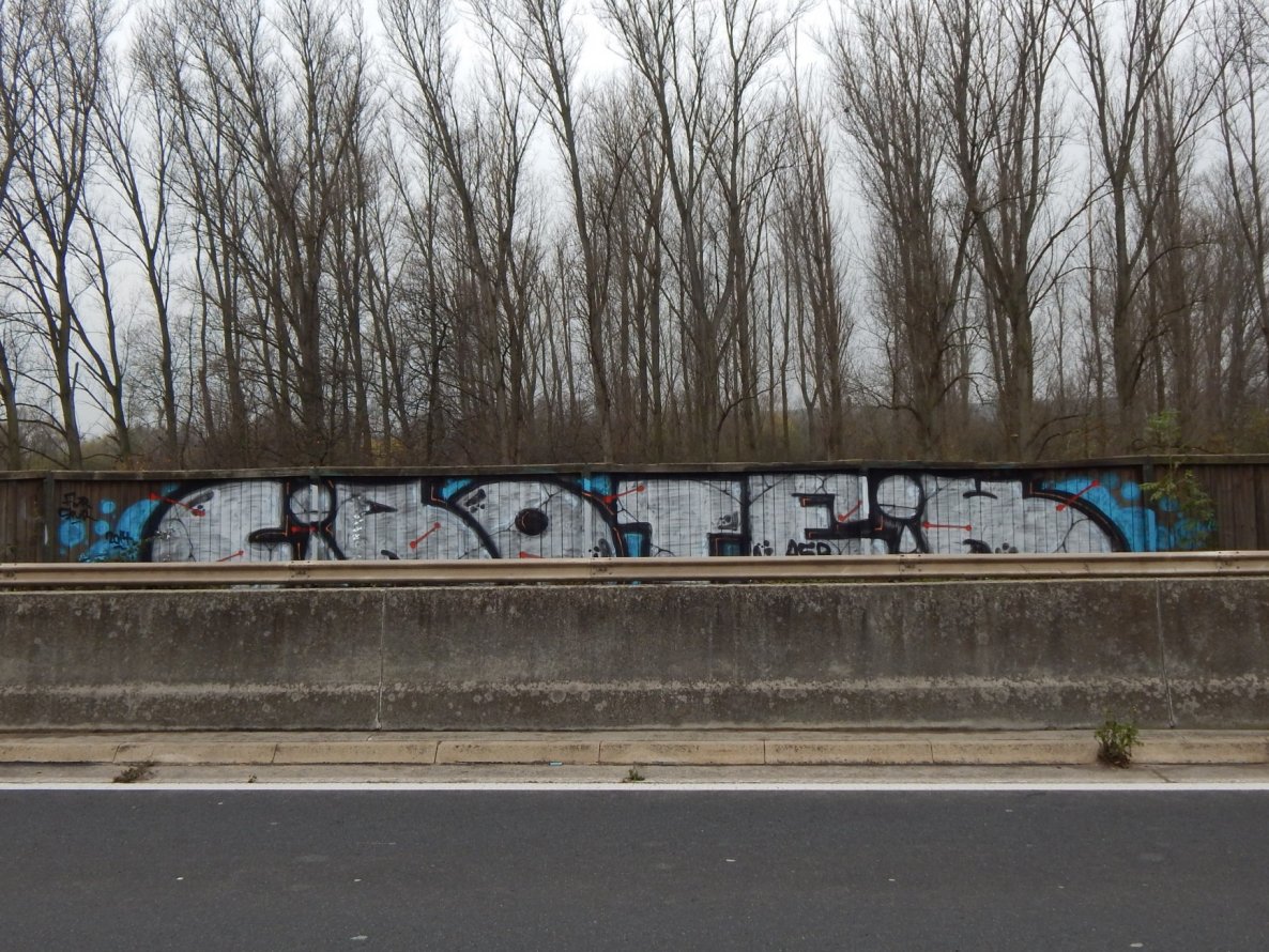 Graffiti Wall - Photo by HavanaClub - ciro, teik, asr