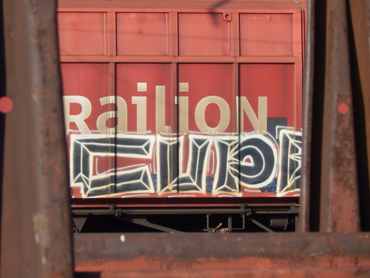 Graffiti Train - Photo by HavanaClub - vtg, cupe