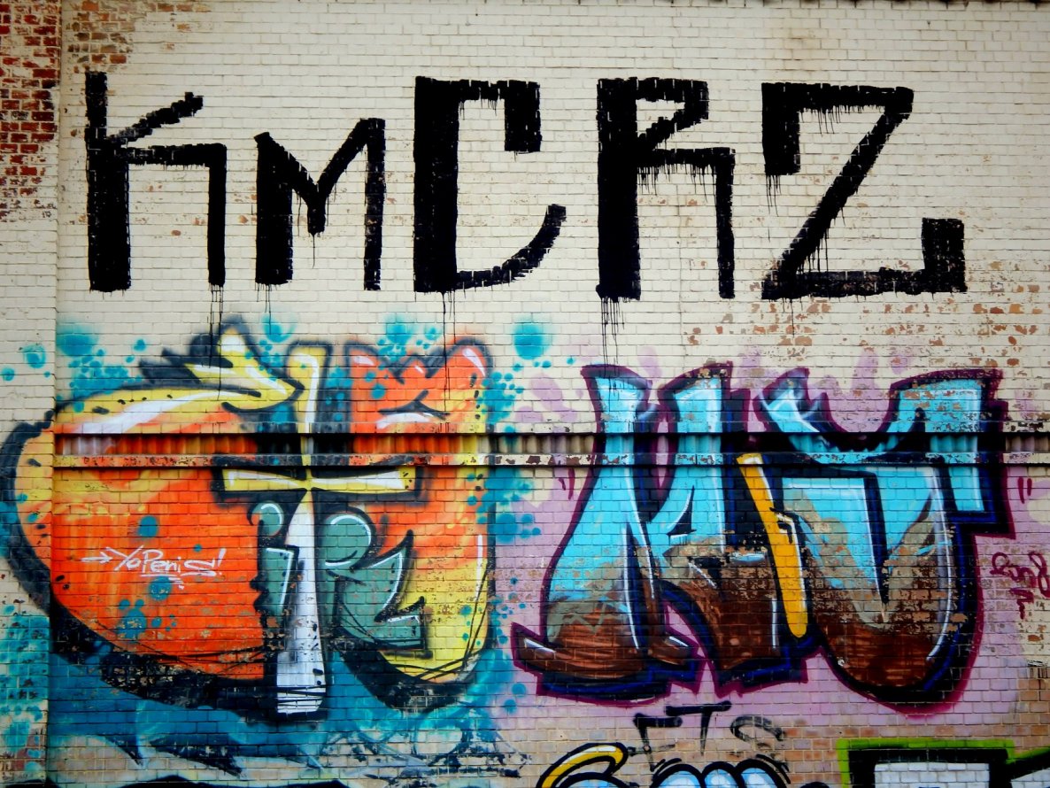 Graffiti Bombing - Photo by HavanaClub - zitro, nebs, kmc