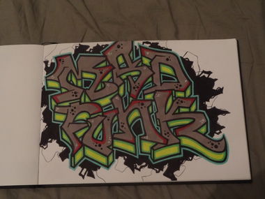 Graffiti Sketch in Berlin - Photo by Heisenboss - Mad, Funk, Battle (2014)