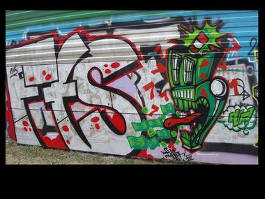 Graffiti Bombing in Warsaw - Photo by HellB