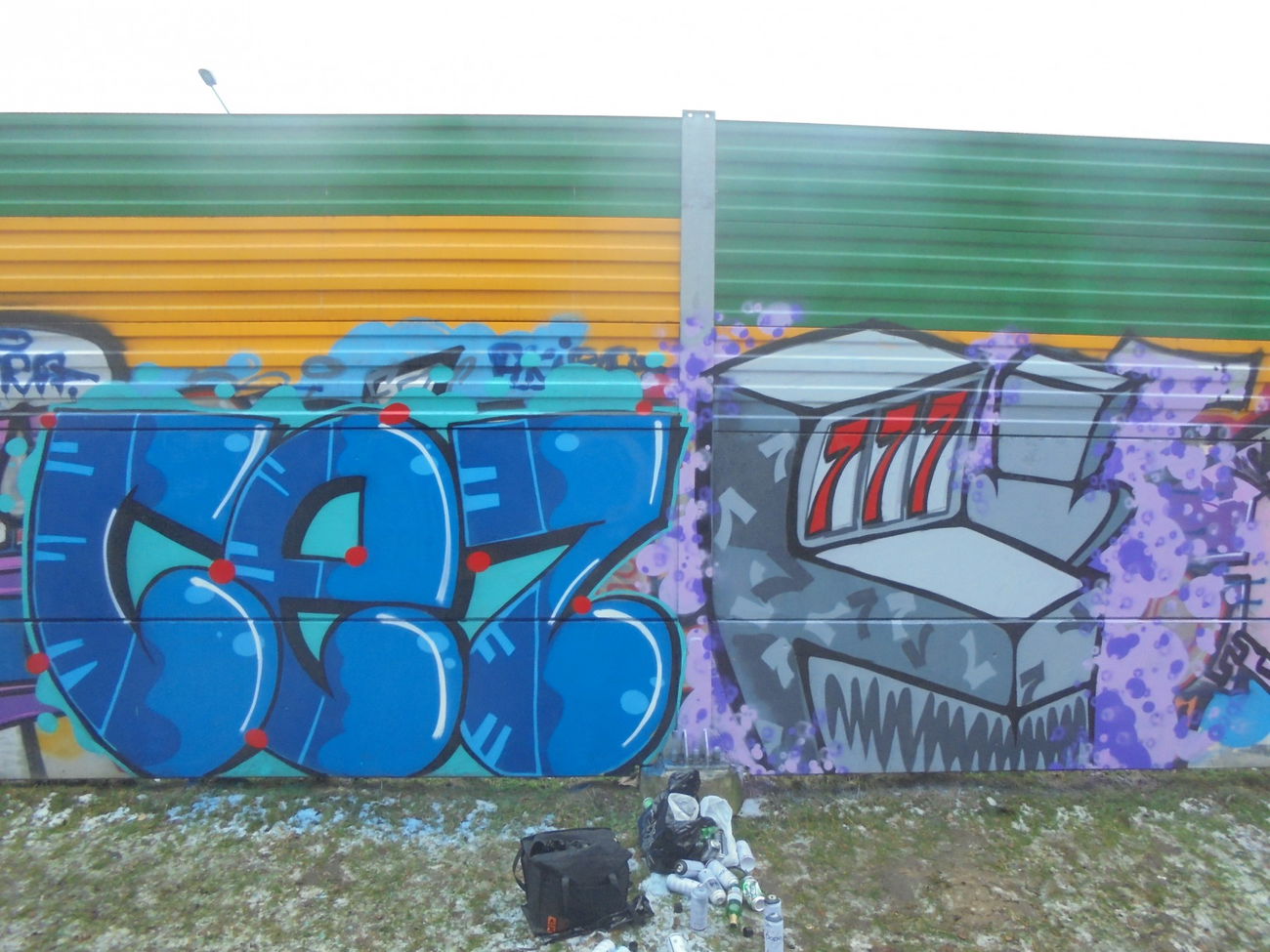 Graffiti Bombing - Photo by HellB (2016)