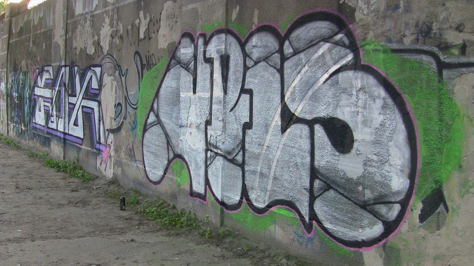 Graffiti Wall in Ukraine - Photo by Hells - Hels (2013)
