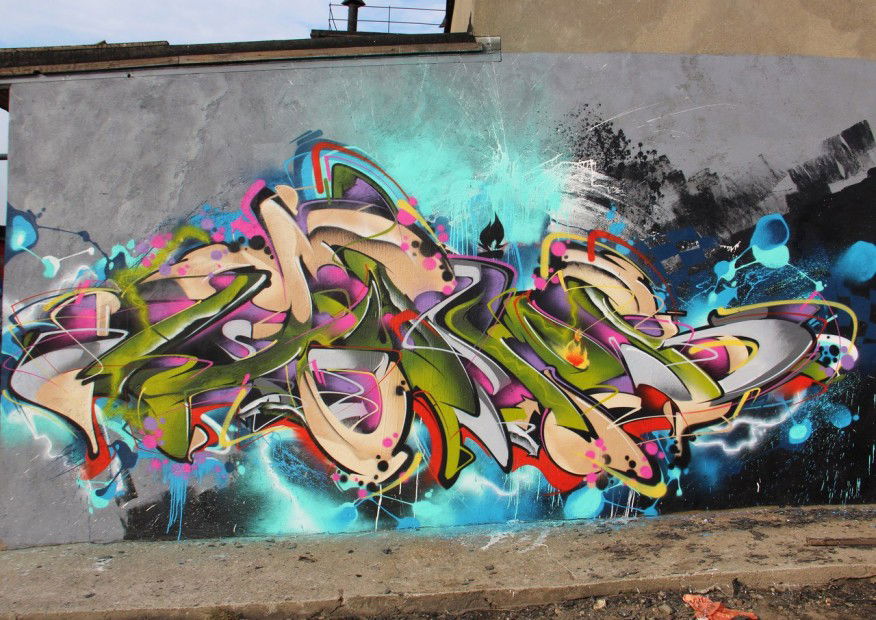 Graffiti Wall in Russia - Photo by Henok (2013)