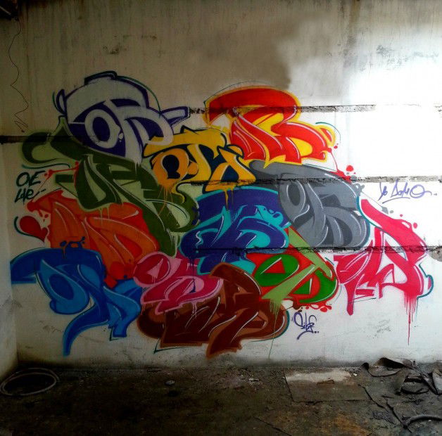 Graffiti Wall in Russia - Photo by Henok (2013)