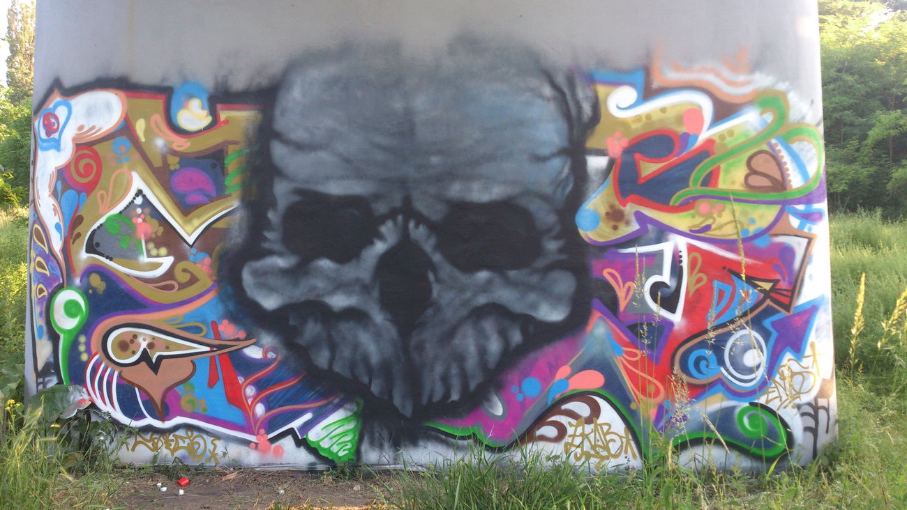 Graffiti Wall in Polska - Photo by Heretyk (2019)