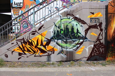 Graffiti Wall - Photo by Hesky