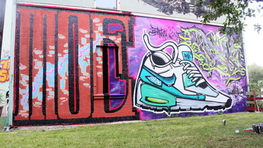 Graffiti Wall - Photo by Hesky