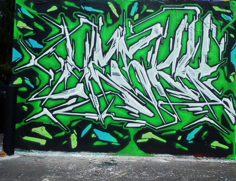 Graffiti Wall in Leipzig - Photo by Hesky