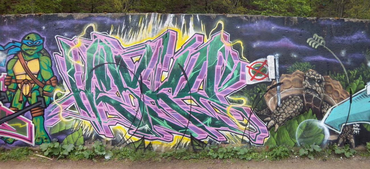 Graffiti Wall - Photo by Hesky