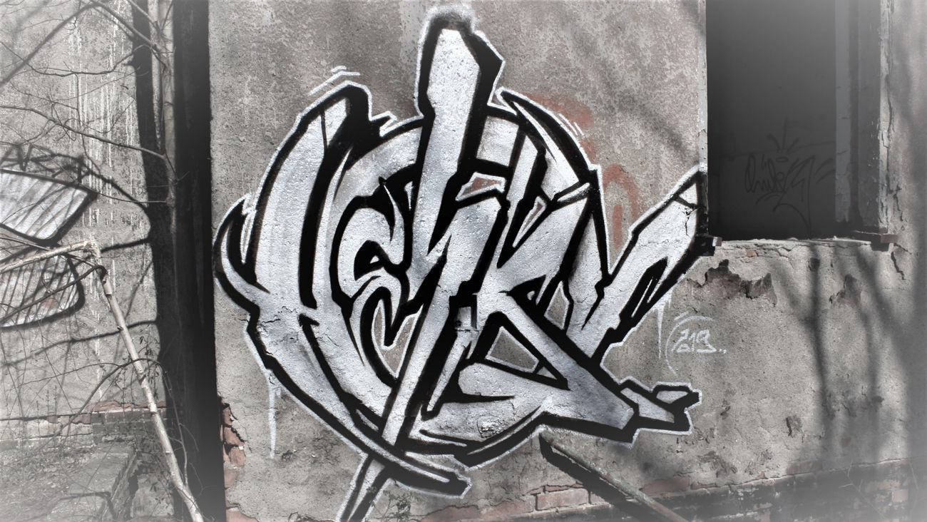 Graffiti Wall - Photo by Hesky