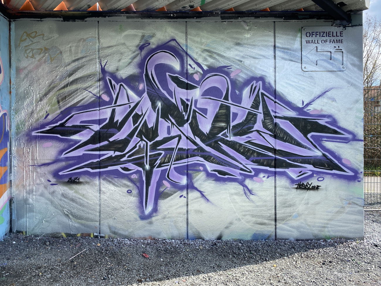 Graffiti Wall - Photo by Hesky