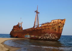 Graffiti Artwork - Photo by Hesky