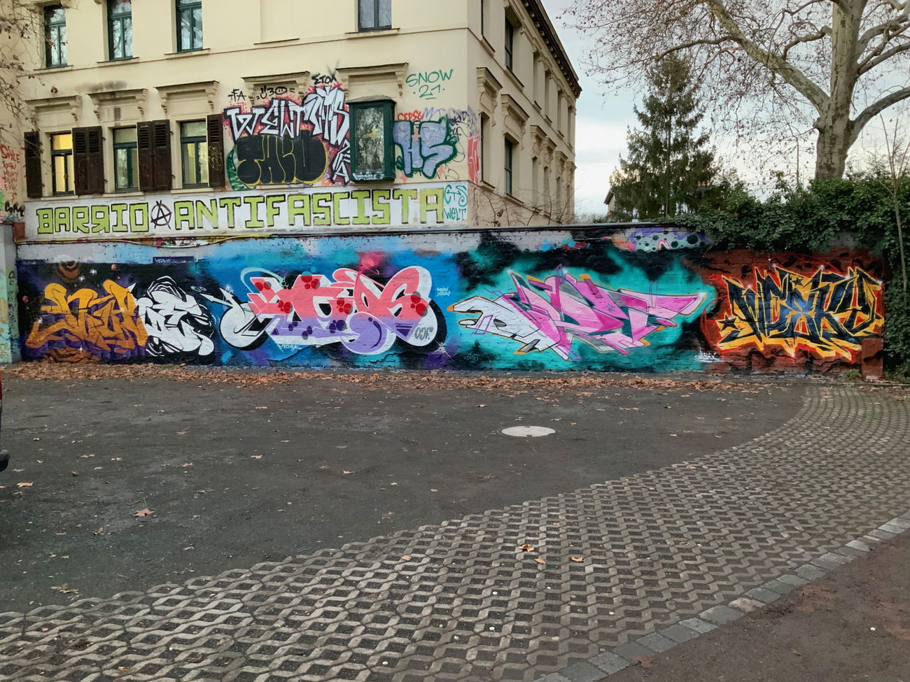 Graffiti Wall - Photo by Hesky