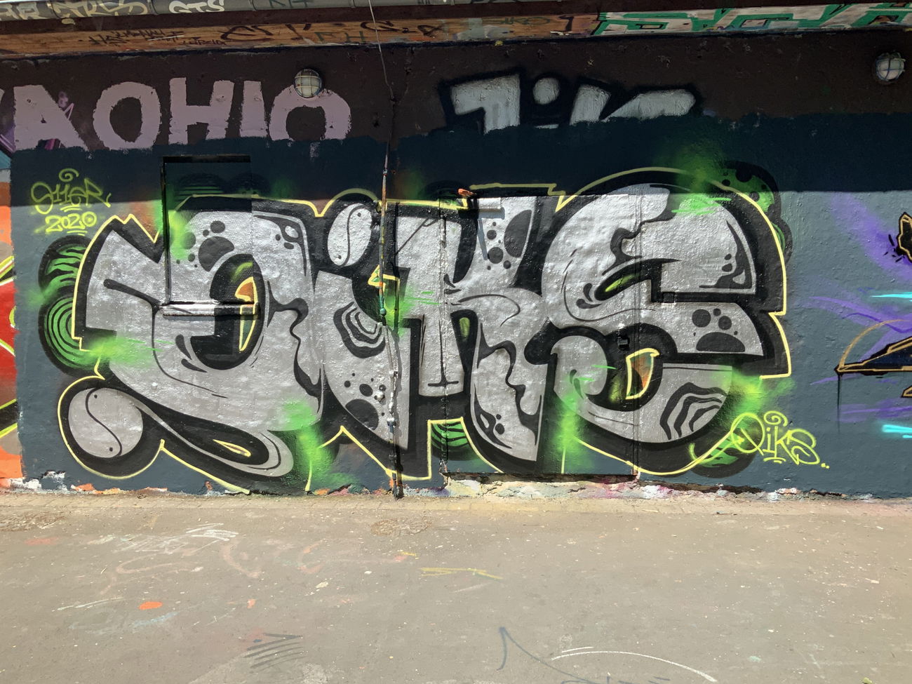 Graffiti Wall - Photo by Hesky