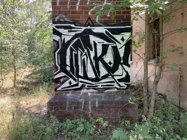 Graffiti Wall - Photo by Hesky