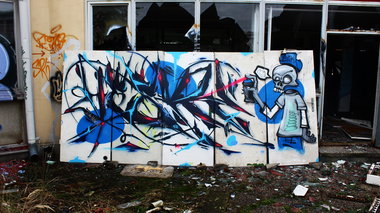 Graffiti Wall - Photo by Hesky