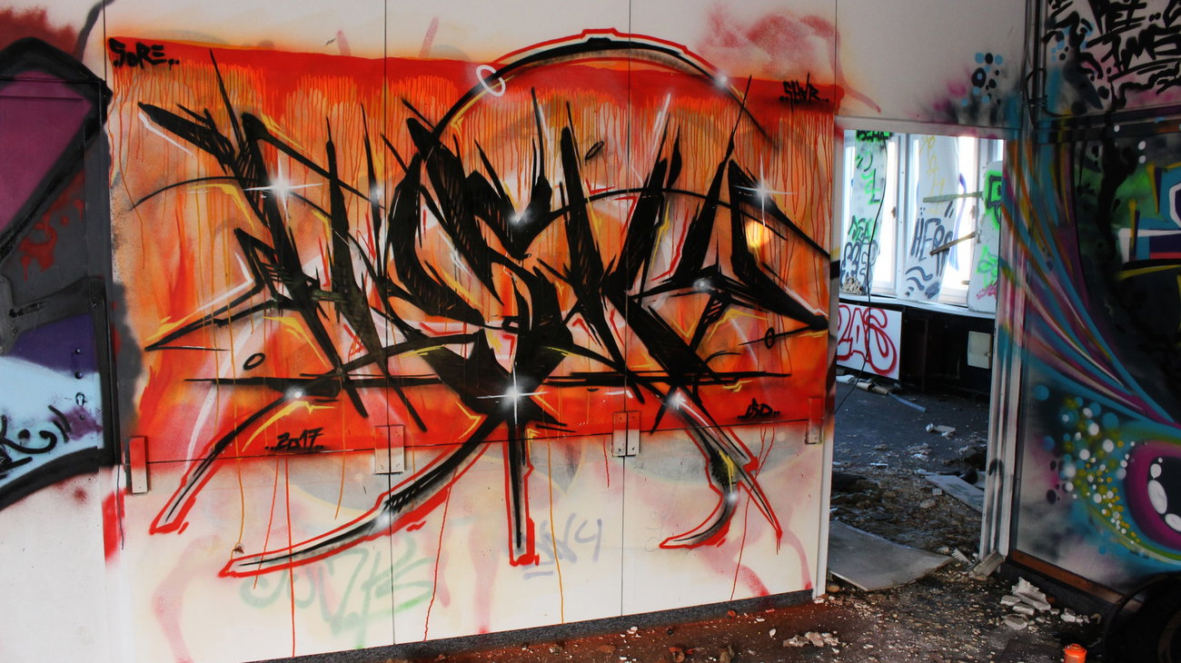 Graffiti Wall - Photo by Hesky