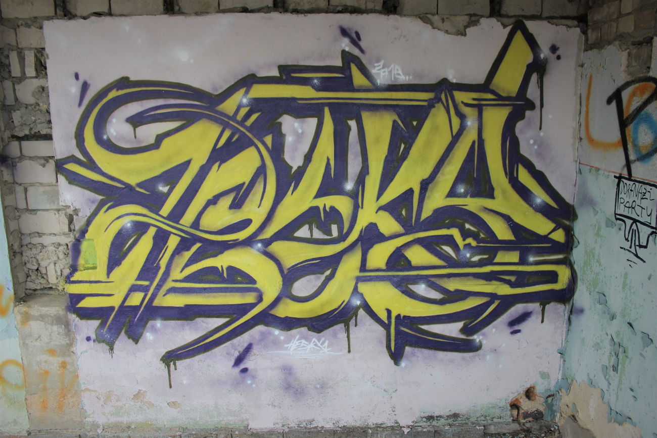 Graffiti Wall - Photo by Hesky