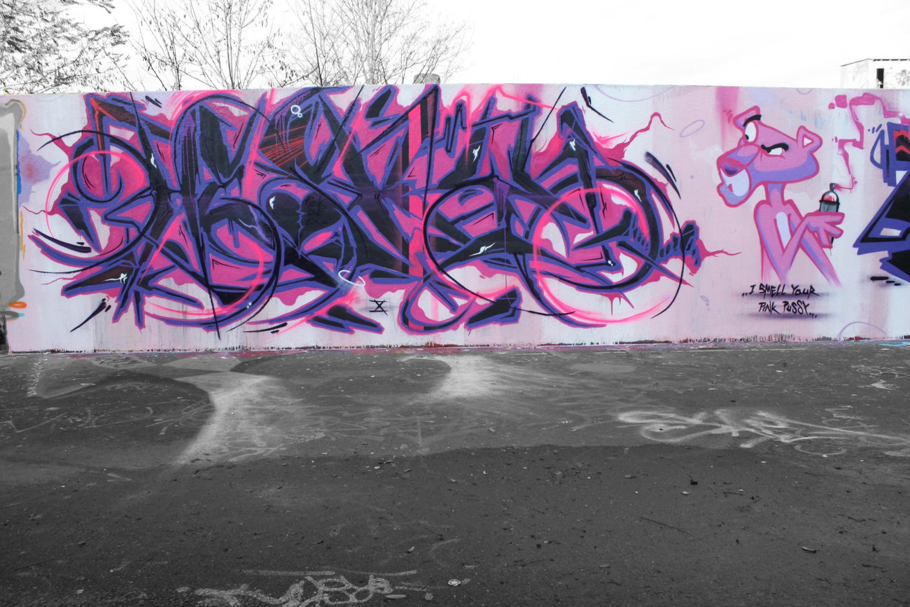 Graffiti Wall - Photo by Hesky