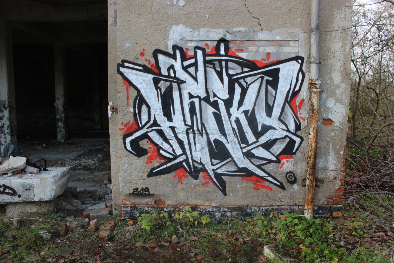 Graffiti Wall - Photo by Hesky