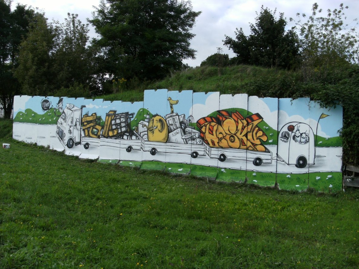 Graffiti Wall - Photo by Hesky