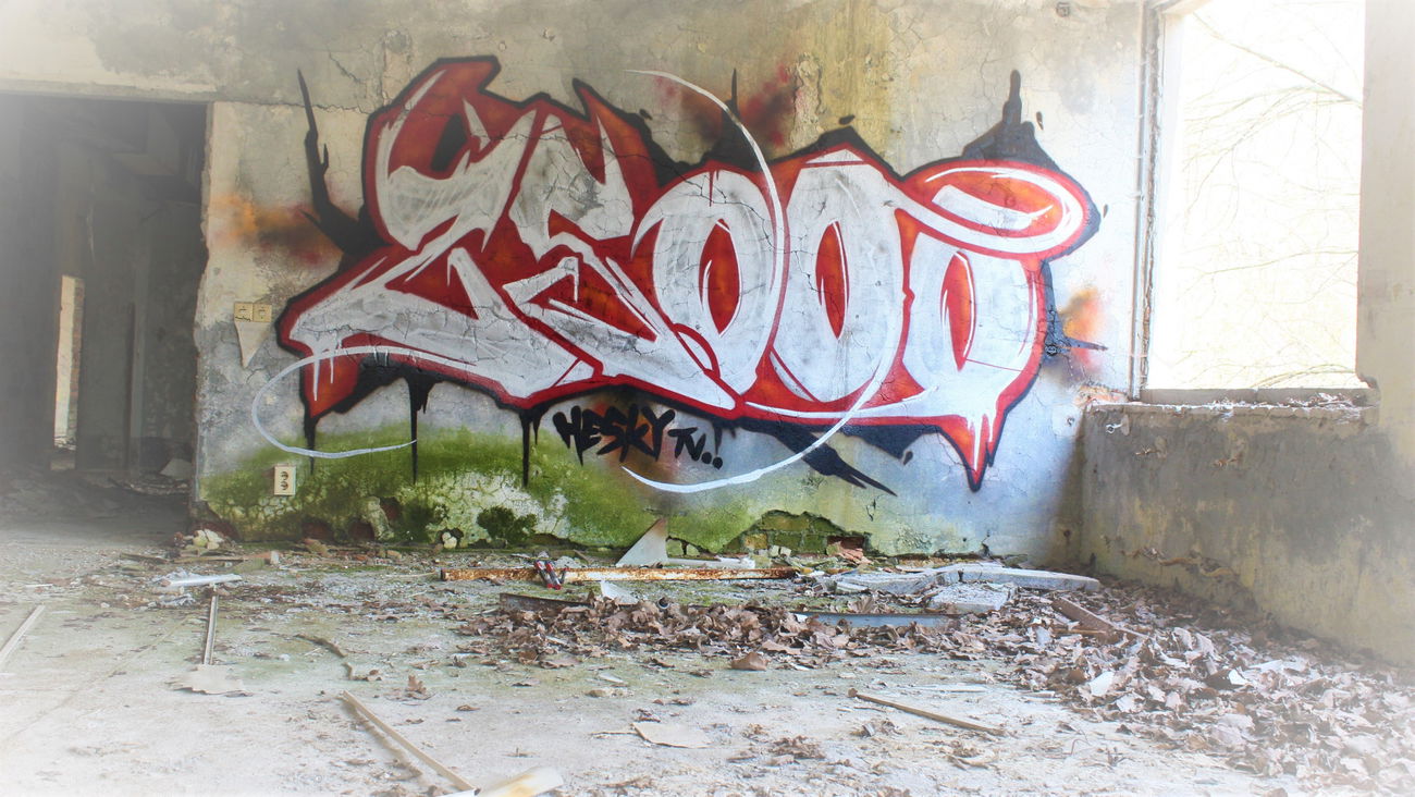 Graffiti Wall - Photo by Hesky