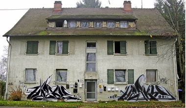 Graffiti Wall - Photo by Hesky