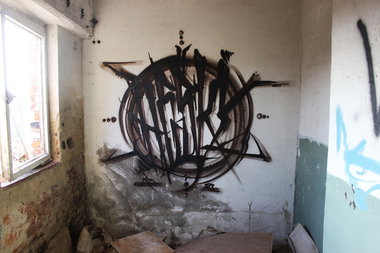 Graffiti Wall - Photo by Hesky