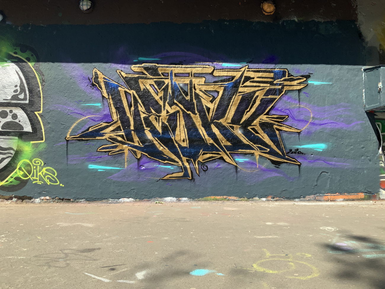 Graffiti Wall - Photo by Hesky