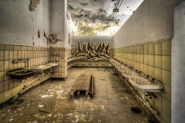 Graffiti Wall - Photo by Hesky