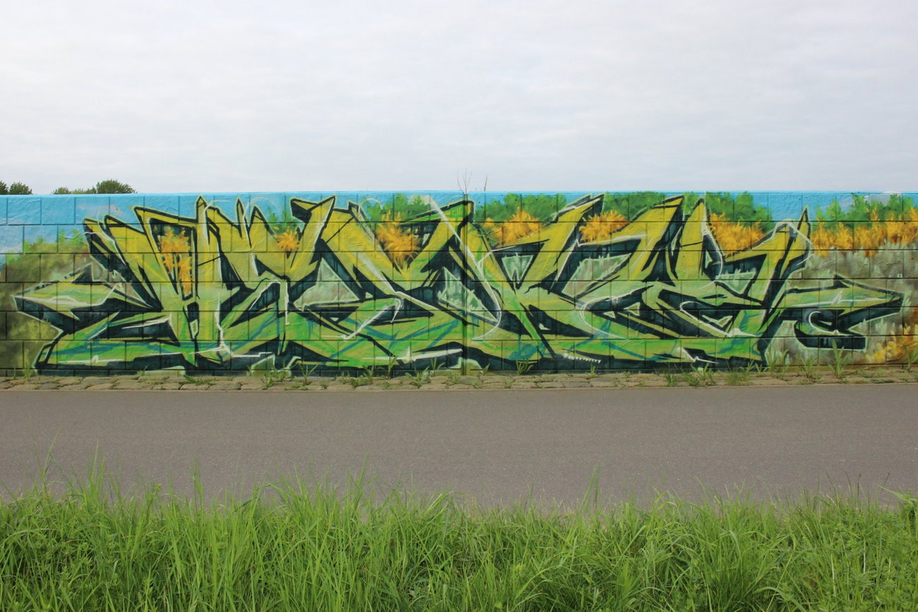 Graffiti Wall - Photo by Hesky