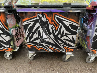 Graffiti Wall - Photo by Hesky