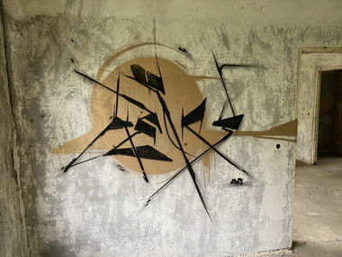 Graffiti Wall - Photo by Hesky