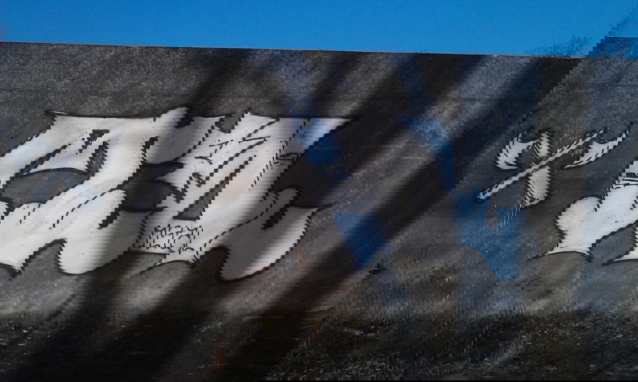 Graffiti Wall - Photo by Heureka - metal, cpuk, cpux