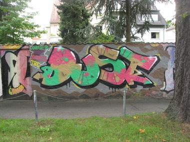 Graffiti Wall - Photo by Heureka - another, brick, in