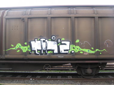 Graffiti Train - Photo by Heureka - tfn