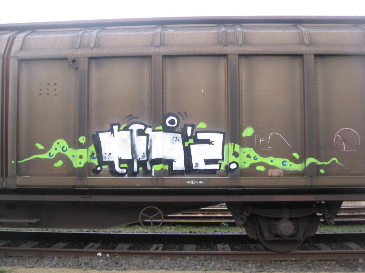 Graffiti Train - Photo by Heureka - tfn