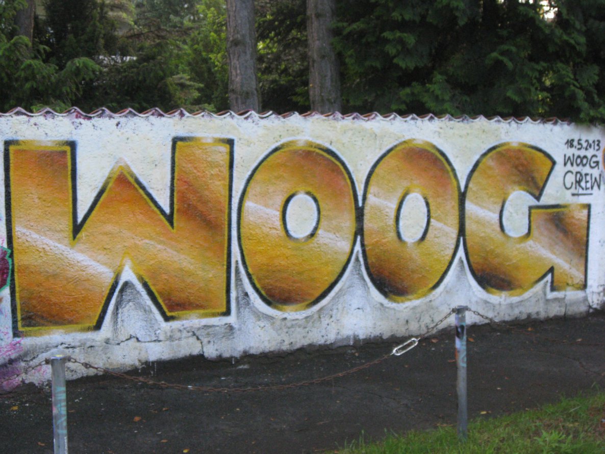 Graffiti Wall - Photo by Heureka - woog, crew