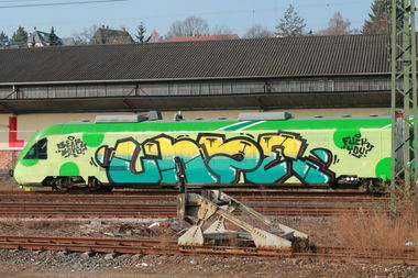 Graffiti Train - Photo by Heureka - Unze, Obc