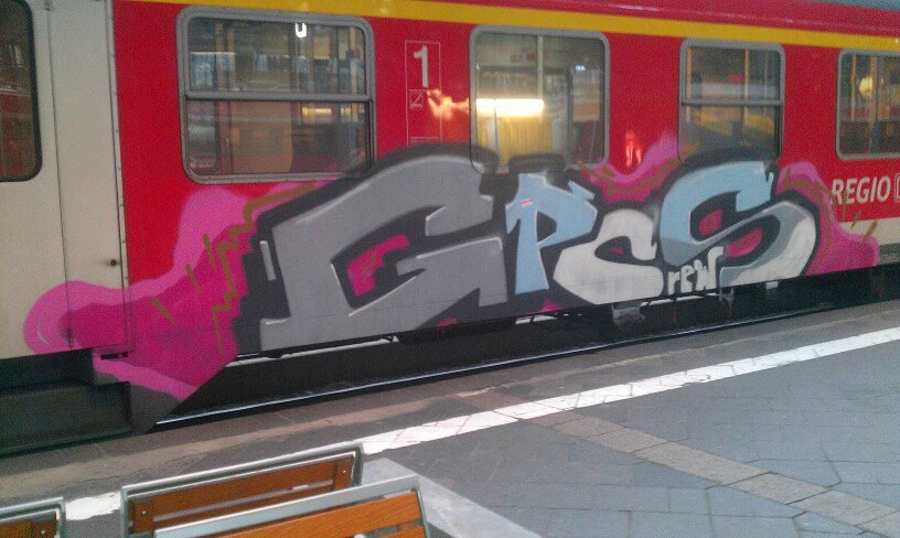 Graffiti Train - Photo by Heureka - Gpc, share, gpcs