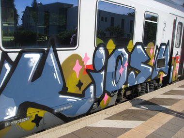 Graffiti Train - Photo by Heureka - Kiosk, onf (2014)