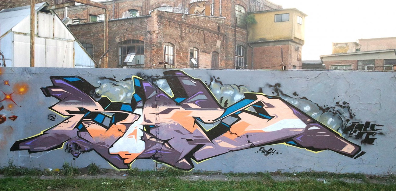 Graffiti Wall - Photo by Hexia - robe, hexia, hungary (2011)
