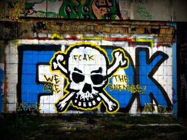 Graffiti Bombing in Kyiv - Photo by Hey161 - 161, crew, FCAK (2013)