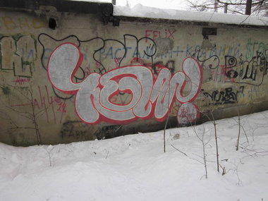 Graffiti Bombing - Photo by HheLM