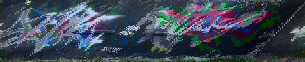 Graffiti Wall - Photo by HheLM (2012)