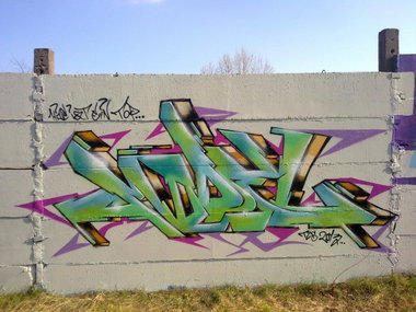 Graffiti Wall - Photo by HideHauer - hide, tcs (2013)