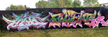 Graffiti Wall - Photo by HideHauer - hide, beser, ong (2014)