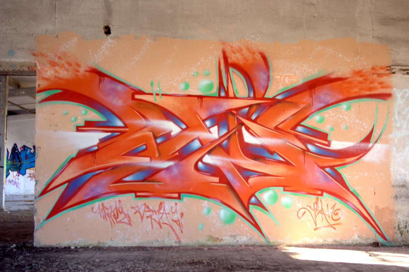 Graffiti Wall - Photo by HideHauer - hide, hidehauer, bz (2014)